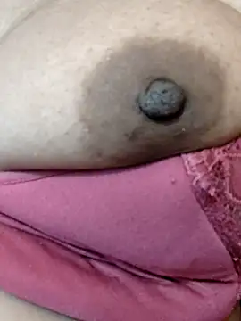 bigbustyruhi (F young) - Squirt