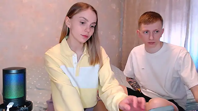 juliaanddima (G young) - show pussy