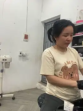 ivy_trix2 (F young) - Help me 🥺