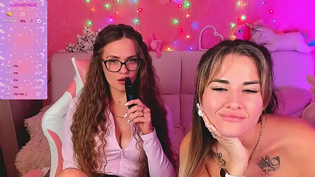 hotty_girls_here (G young) - HOT KISS