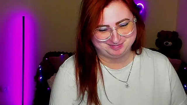 alicia_love00 - Alicia_love00's free webcam - UK Sex Cams