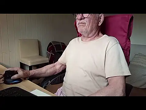 rainfish (Ask my age) - Wichsen  Dildo in den Popo