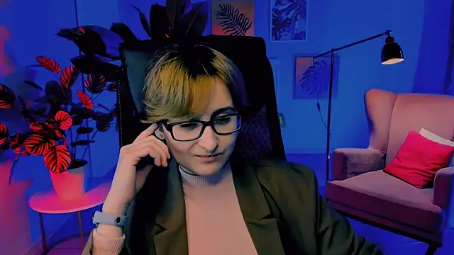 lixeluna - LixeLuna's free webcam - UK Sex Cams