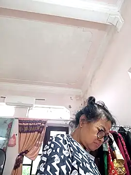 Hotestlove live sex cam