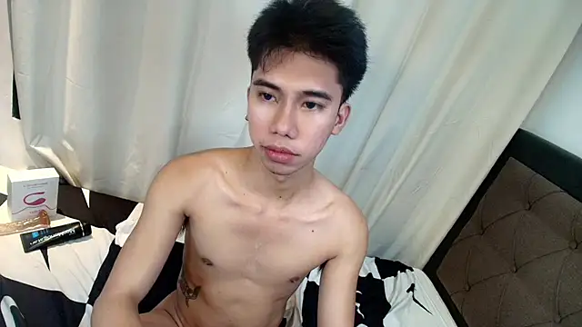 Ur_pinoyhotbrix webcam