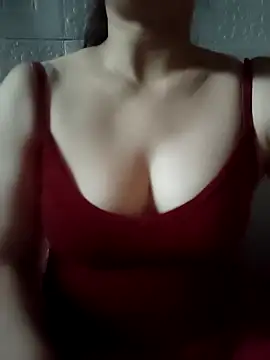 Webcam Model (Snack-big)  is live.Free join now!