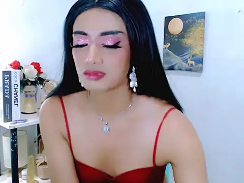 Queeny_Cassandra webcam