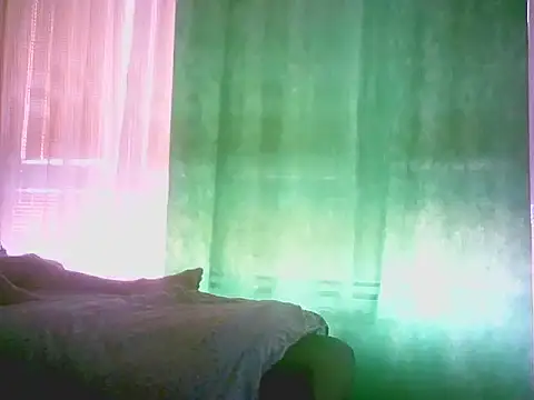 girlstoesfeet_beauty_pose webcam