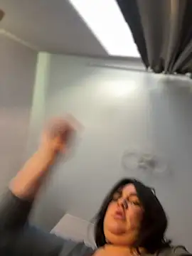 SwittieKendra webcam