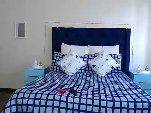 QUEENMANDYY live sex cam