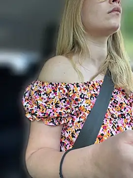 AnastasiaAniess webcam