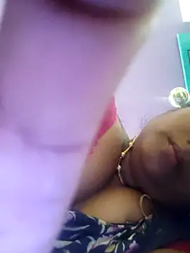 yamini1431 live sex cam