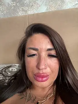 RuslanaXX's live cam