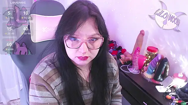 LiloMoon69 webcam
