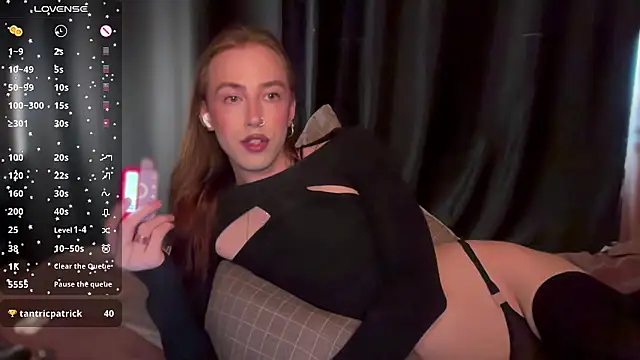 Avril_Pearly_ webcam