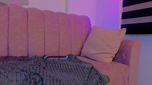 _scarletmoore webcam