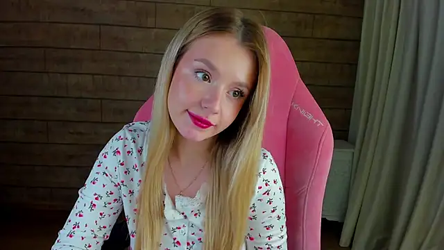 MilanaBalmain webcam