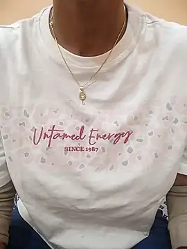 Webcam Model (Rising_Queen)  is live.Free join now!