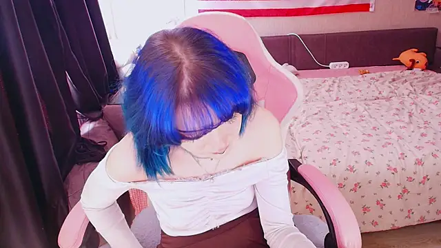 midnight_memories webcam