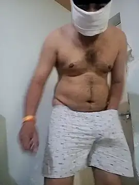 Sexyboygujju123 webcam