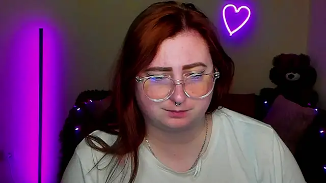 Alicia_love00 webcam