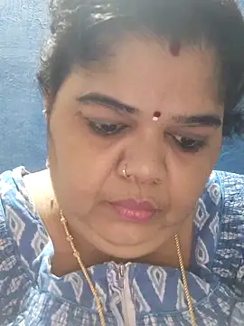 tamilthanushri webcam