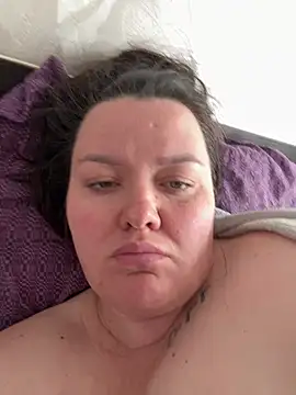 SunnyLeila2101 webcam