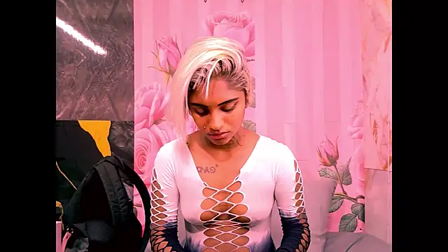 indian_barbie webcam