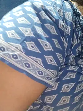 tamilthanushri (F milf) - Ass flash