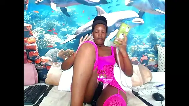 AfricanBarbiee69 webcam