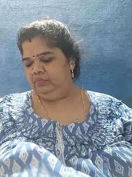 tamilthanushri webcam