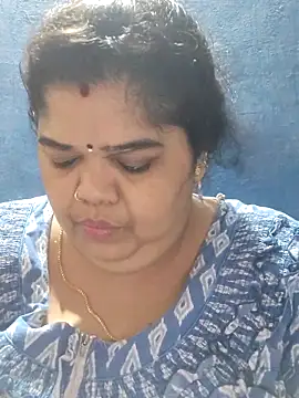 tamilthanushri webcam