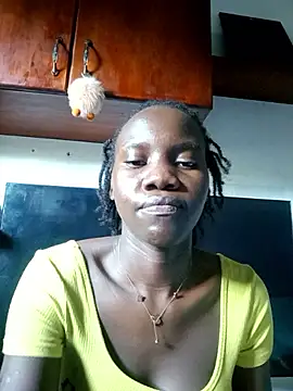 Black_juicy24 webcam