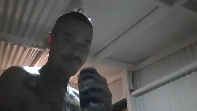 DaddyDifferent webcam