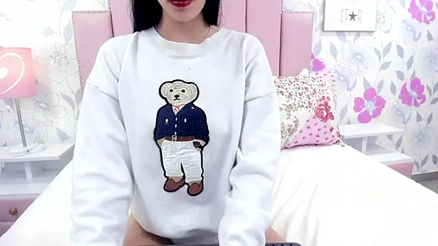 scarletmore - ScarletMore's free webcam - UK Sex Cams