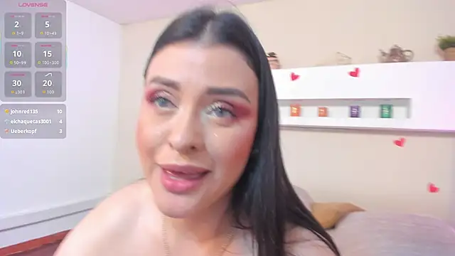 AnikaRomanoff_ webcam