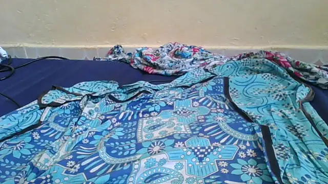 sweet_aura01 - Sweet_aura01's free webcam - UK Sex Cams