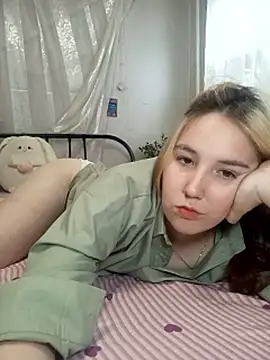 EmyJess webcam