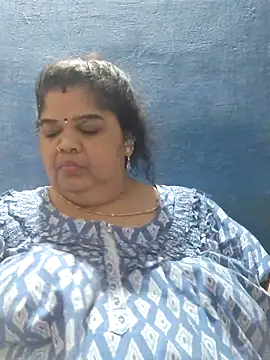 tamilthanushri webcam