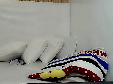 Sassy_stellacummer webcam