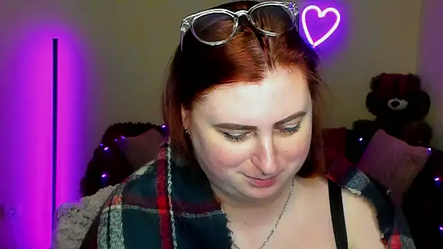 Alicia_love00 webcam