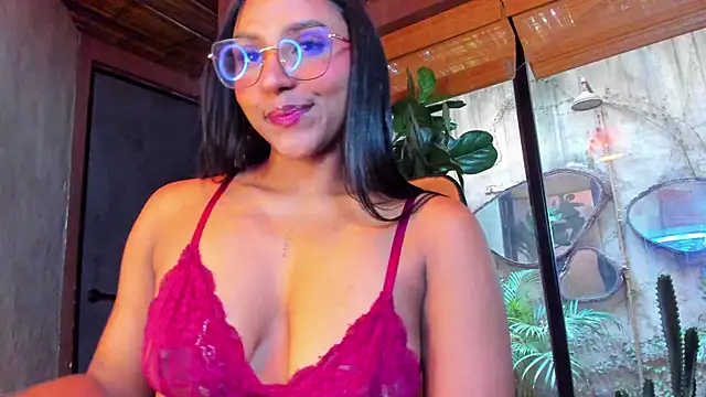 Victoria_Gonzalez webcam