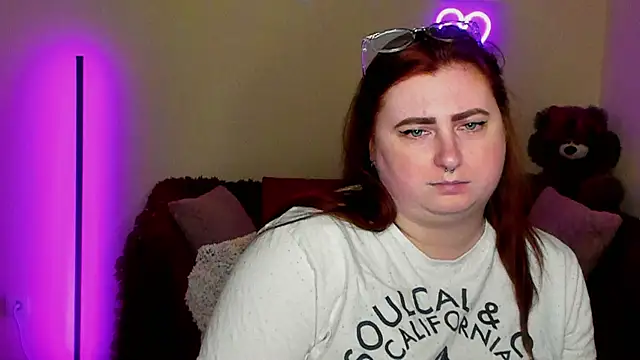 Alicia_love00 webcam