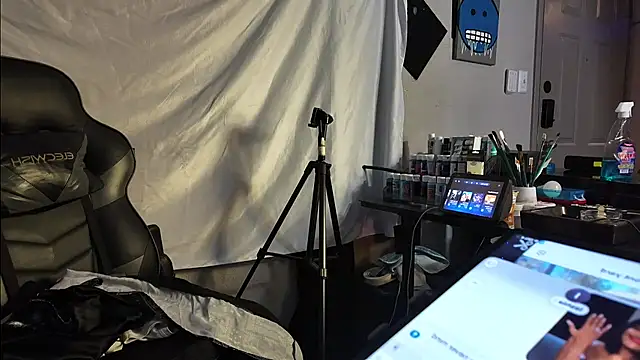 Triggerhappycj100 webcam