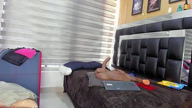 sheyla__ebony webcam