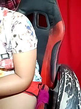 lady_kingsveal - Lady_kingsveal's free webcam - UK Sex Cams