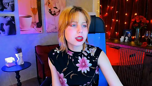 VivienneHebert webcam