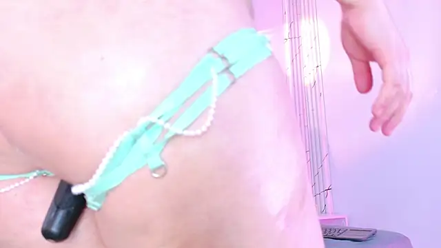 agathalynx - AgathaLynx's free webcam - UK Sex Cams