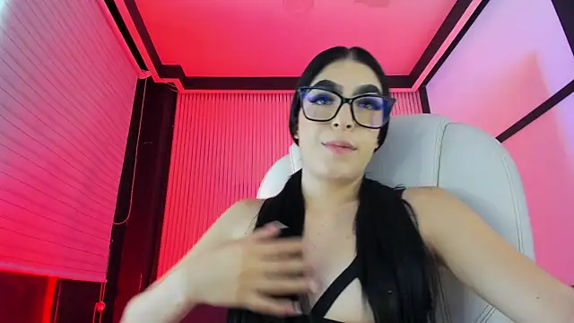 lorraineHunter webcam