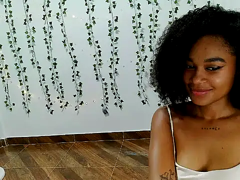 Akemy_Saunders webcam